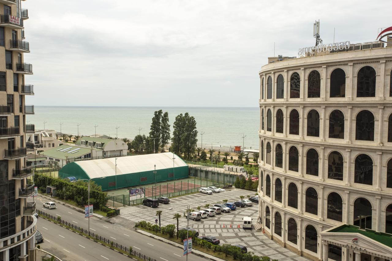 Apartment On Sherif Khimshiashvili Street 15B Batoumi Extérieur photo