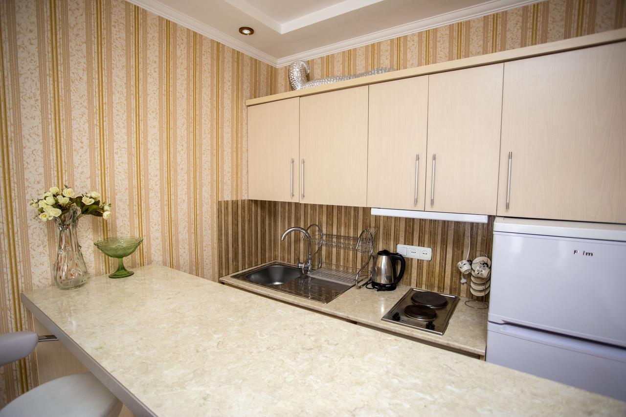 Apartment On Sherif Khimshiashvili Street 15B Batoumi Extérieur photo
