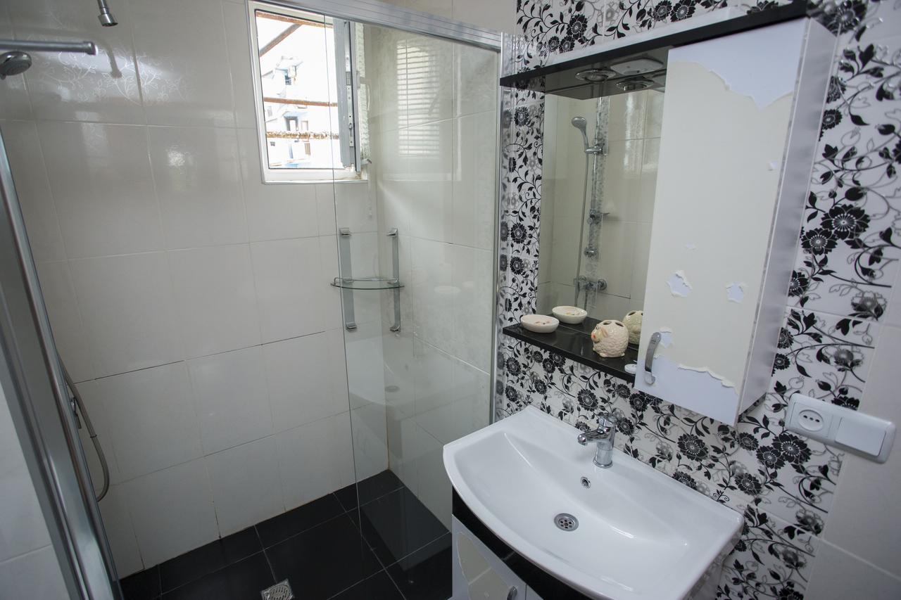 Apartment On Sherif Khimshiashvili Street 15B Batoumi Extérieur photo
