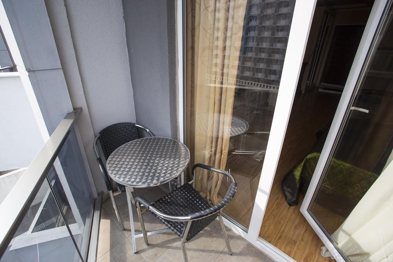 Apartment On Sherif Khimshiashvili Street 15B Batoumi Extérieur photo